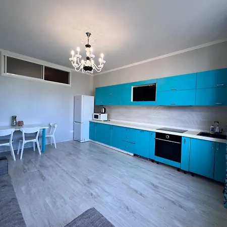 Apartment 2-ком возле моря жк руслан и людмила *
