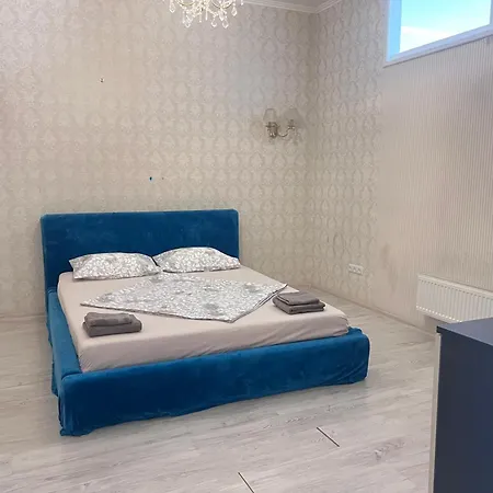Apartment 2-ком возле моря жк руслан и людмила